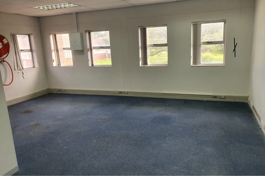 To Let commercial Property for Rent in Walmer Eastern Cape